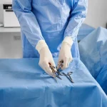 آیا اگزیلاری بعد از پروتز سینه مشکلی ایجاد می‌کند؟