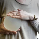 تاثیر افزایش وزن پس از پروتز سینه بر نتیجه نهایی چگونه است؟