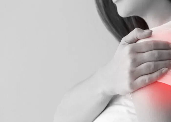 درد شانه بعد از جراحی سینه