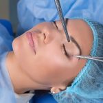 مدیریت استرس قبل از جراحی زیبایی؛ چرا آرامش ذهنی روی نتیجه عمل تاثیر دارد؟