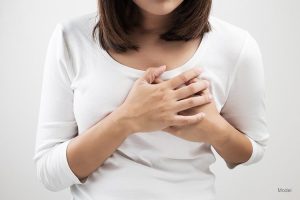 آیا وزن بدن بعد از پروتز سینه تغییر می‌کند یا احساس سنگینی طبیعی است؟