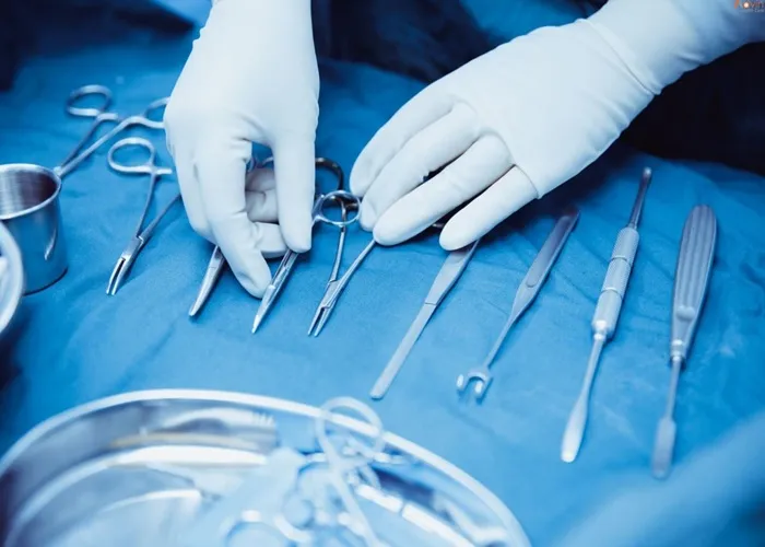 لابیاپلاستی با لیزر یا جراحی