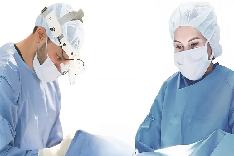 ضخامت لابیا در لابیاپلاستی